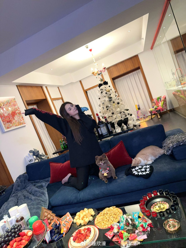 阿嬌北京豪宅內貌大公開！曬CHANEL聖誕樹獲讚有儀式感 