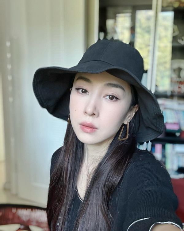 JJ賈曉晨身形突然暴脹發福判若兩人 生圖曝光嚇窒網民認不出：肥咗咁多