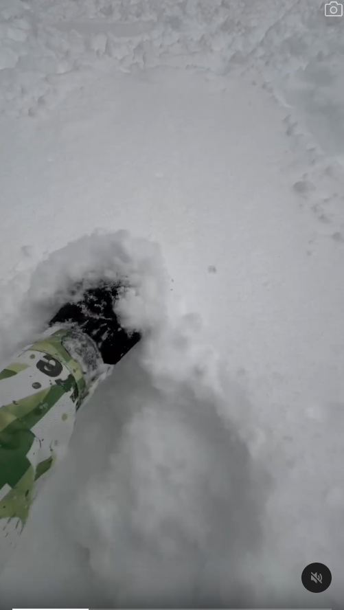 有片|內地男為流量亂入日本馬拉松 無視現場職員阻止 中日網民齊炮轟