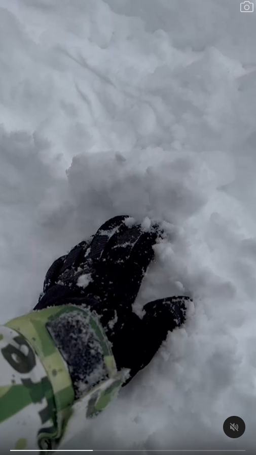 有片|內地男為流量亂入日本馬拉松 無視現場職員阻止 中日網民齊炮轟