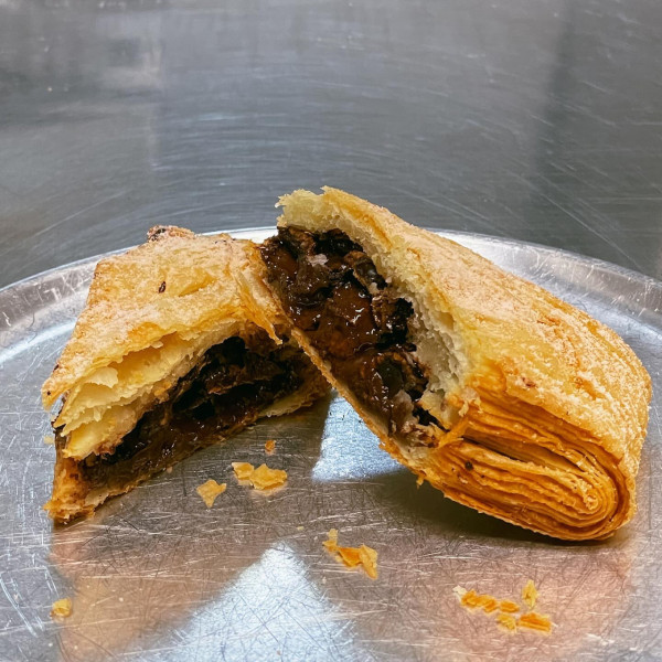 台北赤峰街逛街地圖|20間赤峰街美食CAFE+服飾店!台北No.1肉桂捲/古著店/鮮奶麻糬