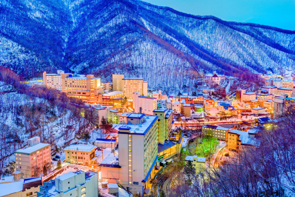 日本4大人氣溫泉+住宿推介丨私人風呂／望富士山／浪漫雪景 