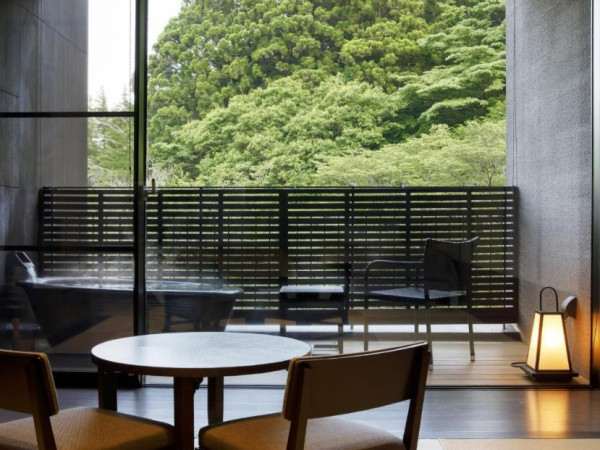 日本4大人氣溫泉+住宿推介丨私人風呂／望富士山／浪漫雪景 