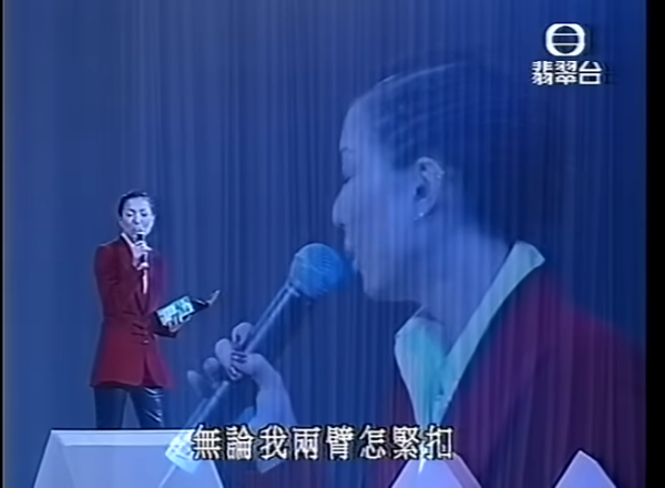 叱咤樂壇頒獎典禮2024｜鄭秀文時隔23年重奪我最喜愛女歌手 重穿當年戰衣破天荒現身