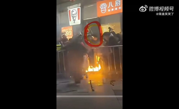 內地7歲童感冒咳出八嚿腹肌 專家解釋原因 網民:健身都慳返