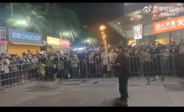 內地7歲童感冒咳出八嚿腹肌 專家解釋原因 網民:健身都慳返