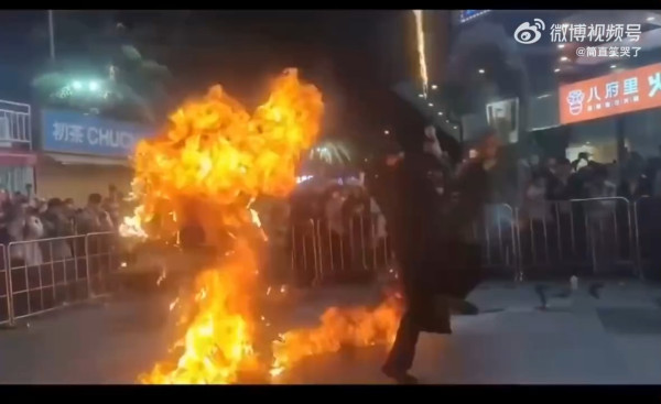 內地7歲童感冒咳出八嚿腹肌 專家解釋原因 網民:健身都慳返