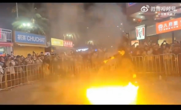 內地7歲童感冒咳出八嚿腹肌 專家解釋原因 網民:健身都慳返