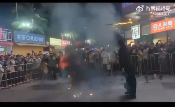 內地7歲童感冒咳出八嚿腹肌 專家解釋原因 網民:健身都慳返