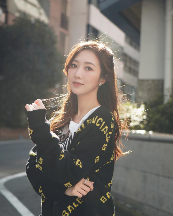 何依婷懷孕6個月遊日和服初體驗！網民激讚零孕味：完全唔見肚！ 