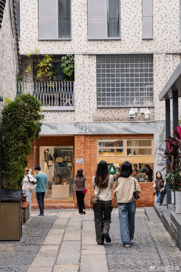 深圳地鐵13號線開通！ 直達深圳灣口岸｜鄰近食玩攻略 