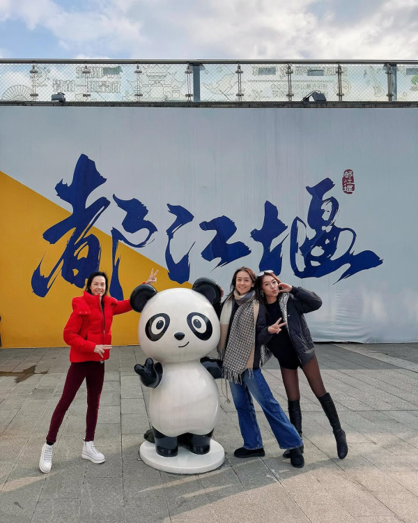 黃心穎二家姐黃心妙IG狂曬火辣相 弗爆身材超吸睛 瘋狂突破性感尺度！ 