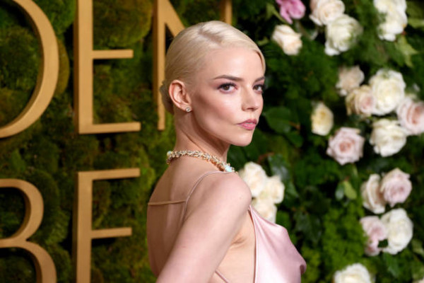 Anya Taylor 2025金球獎紅地毯盛況（圖片︰gettyimages）