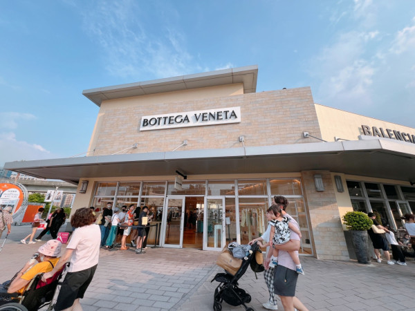 台北Outlet｜2026台北三大Outlet推薦！交通方法/商鋪品牌/特色一覽 