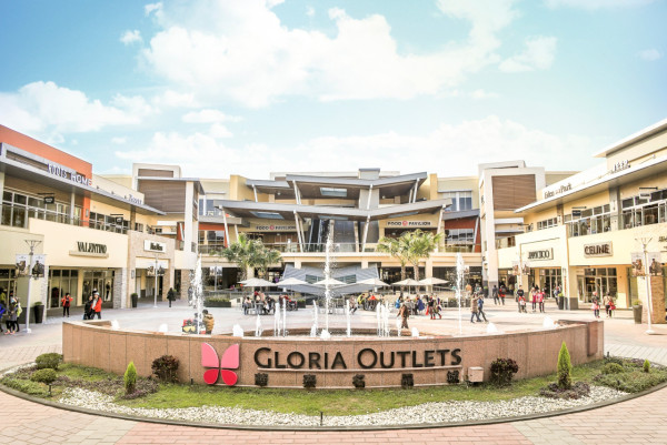 台北Outlet｜2026台北三大Outlet推薦！交通方法/商鋪品牌/特色一覽 