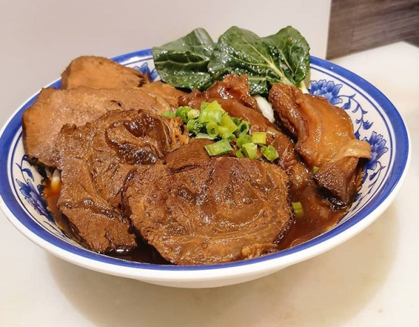 10年小店「元洲牛肉麵」全線結業！長沙灣總店營業至本月中 曾推$35抗疫餐