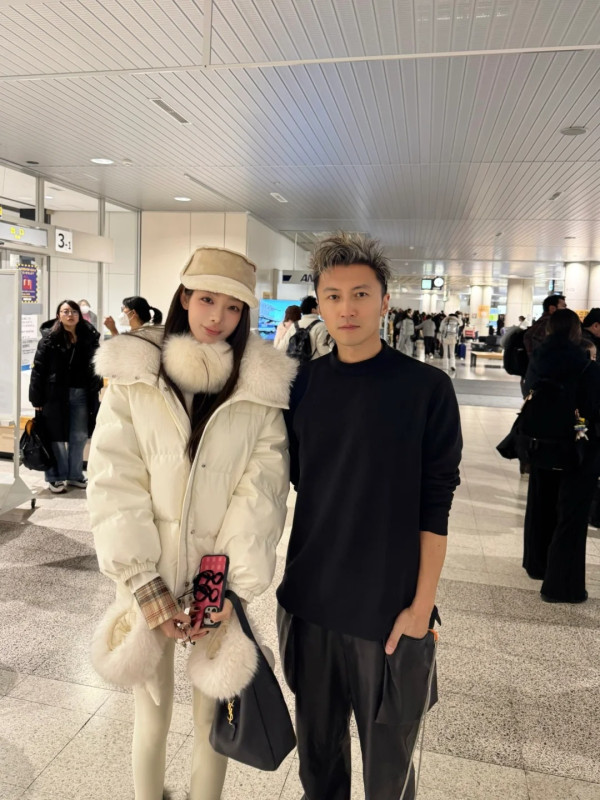 內地客日本巧遇梁朝偉獲合照 後面竟有陳奕迅亂入引全網羡慕 