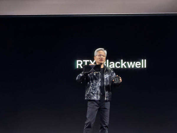 【CES 2025】NVIDIA RTX 50 系列正式發佈 ！Blackwell 新架構效能翻倍、AI 技術新里程碑 ！