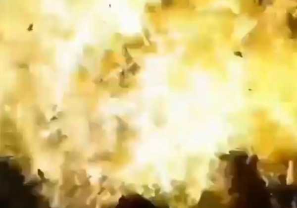 河南商場氫氣球突爆炸自燃 氣球驚變火球！事發一刻曝光 