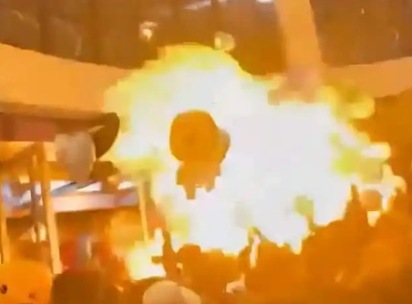 河南商場氫氣球突爆炸自燃 氣球驚變火球！事發一刻曝光 