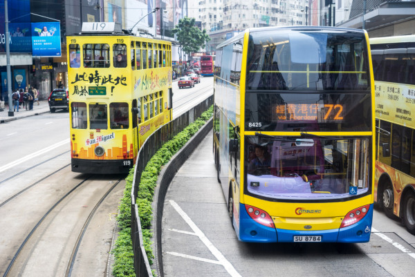 交通消息即時更新 | 隧道實時路面情況+主要幹道估計行車時間