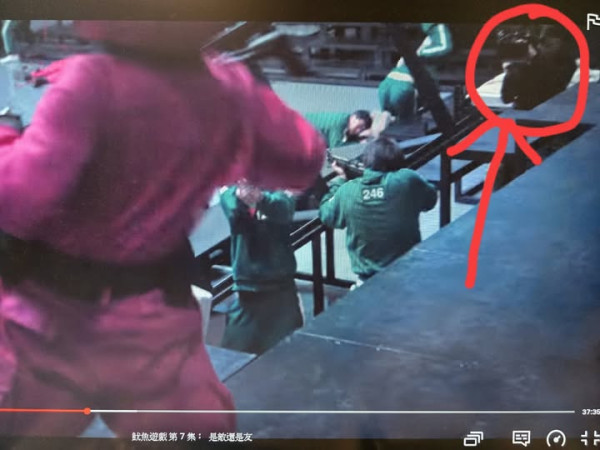 《魷魚遊戲2》第七集驚現穿崩位 網民幫手腦補：特登咁設計 