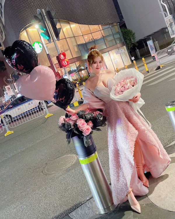 前TVB咪神白雲曬魔鬼身材派福利 轉行做潛水教練 性感照瘋狂挑戰尺度 