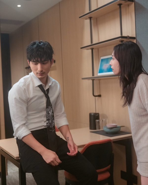 35歲出爐視后龔嘉欣澳門後臺被偶遇！網民大爆2舉動反映私下真實性格！ 