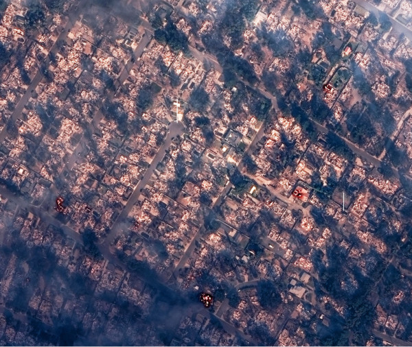 洛杉磯山火|航拍山火前後對比圖慘不忍睹 名人大宅被燒毀 奧斯卡提名受影響