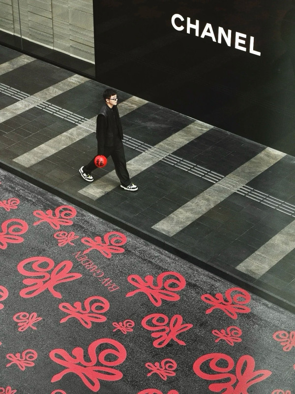 深圳灣萬象城「踩福大道」(圖片來源:小紅書@深圳灣萬象城) 深圳灣萬象城「踩福大道」(圖片來源:小紅書@深圳灣萬象城)