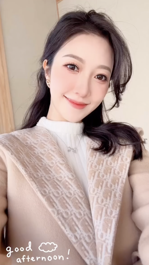 何依婷懷孕6個月遊日和服初體驗！網民激讚零孕味：完全唔見肚！ 