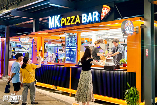 關渡碼頭貨櫃市集（圖片來源︰Facebook@關渡碼頭貨櫃市集）