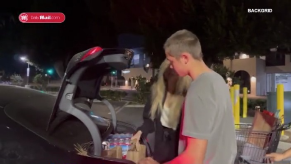 洛杉磯山火|Angelina Jolie被野生捕獲派物資救援!全黑打扮低調淡妝仍被一眼認出