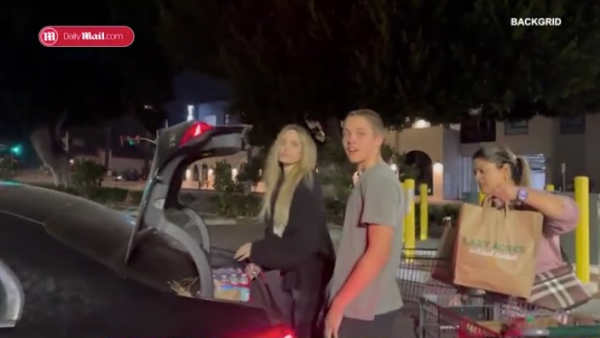 洛杉磯山火|Angelina Jolie被野生捕獲派物資救援!全黑打扮低調淡妝仍被一眼認出