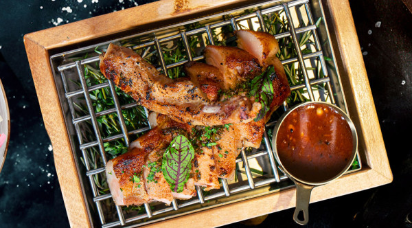 UURO進駐元朗形點！手工即做Pizza＋精緻歐陸西餐＝滋味滿分！