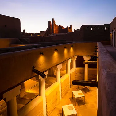 德拉伊耶圖拉伊夫區（圖片來源︰Al-Turaif, Diriyah）https://www.diriyah.sa/en/at-turaif