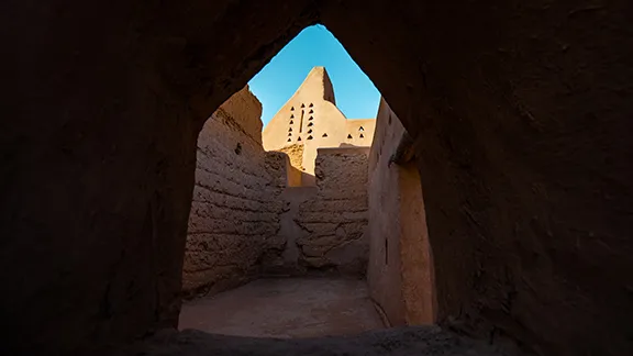 德拉伊耶圖拉伊夫區（圖片來源︰Al-Turaif, Diriyah）https://www.diriyah.sa/en/at-turaif