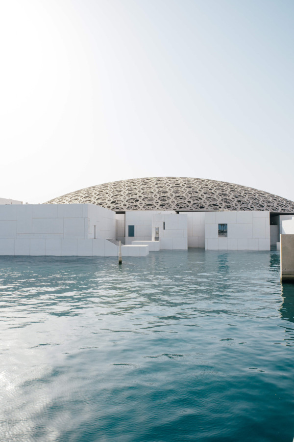 阿布扎比盧浮宮（圖片來源︰Louvre Abu Dhabi）https://www.louvreabudhabi.ae/