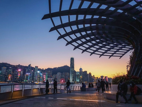 尖沙咀海濱長廊/星光大道睇煙花（圖片來源︰FB@香港星光大道 Avenue of Stars Hong Kong）