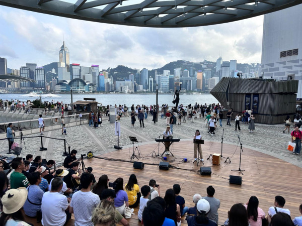 尖沙咀海濱長廊/星光大道睇煙花（圖片來源︰FB@香港星光大道 Avenue of Stars Hong Kong）