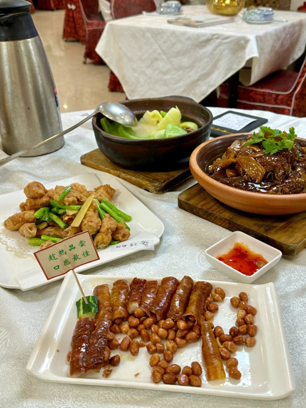 津津菜館(圖片來源:小紅書@是木木呀) 津津菜館(圖片來源:小紅書@是木木呀)