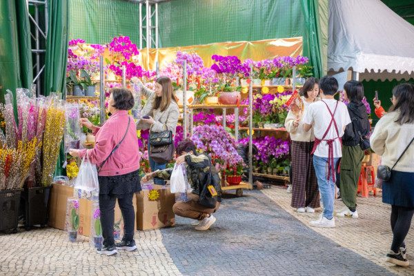 澳門農曆春節年宵市場(圖片來源︰澳門旅發局) 澳門農曆春節年宵市場(圖片來源︰澳門旅發局)