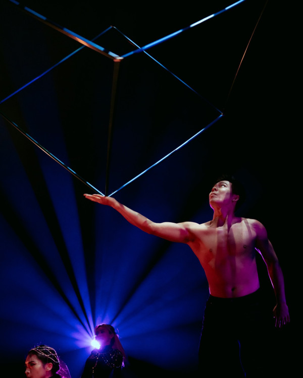 KK園區｜火舞表演者被賣豬仔後獲救 憶述園內恐怖經歷！曾被毆打兼暴曬 