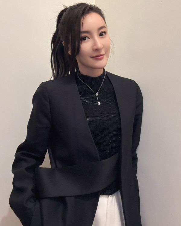 37歲TVB視后突然成內地流量密碼！點擊超過9.4億！搏到盡玩透視誘惑！ 