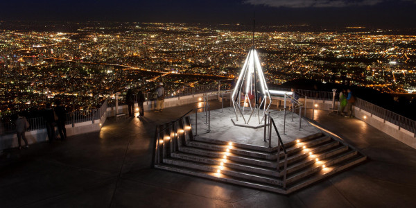 札幌藻岩山（圖片來源：sapporo.travel）