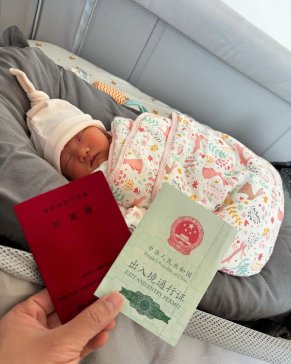 高鈞賢帶妻女返深圳豪宅坐月 化身「曬女狂魔」曝光B女正面 