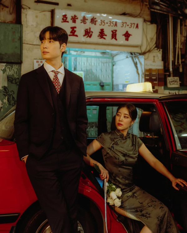 韓國二代女團成員曬香港取景婚照!霓虹燈/電車景拍出港式復古氛圍