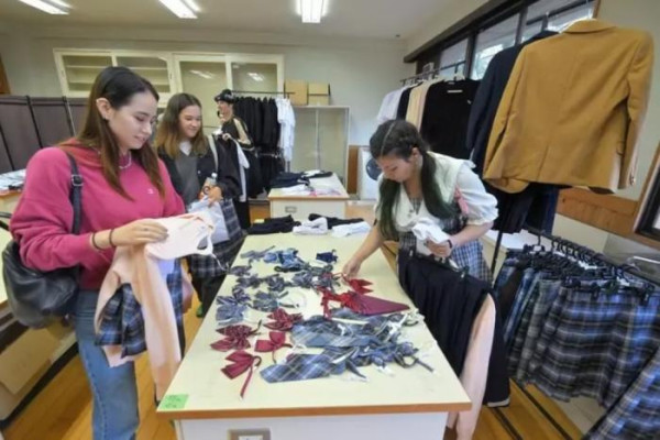 日本推高中生活體驗旅遊計畫！災難演習/清潔課室！期間仲有「不良學生」亂入！收費曝光 