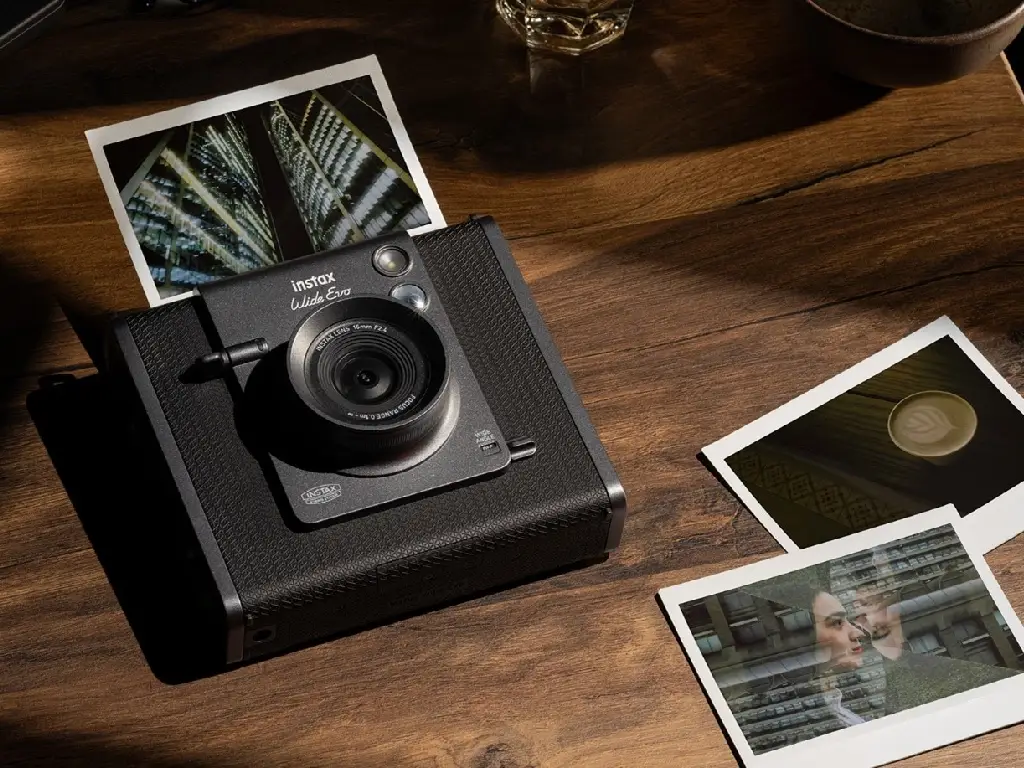 數碼版即影即有！Fujifilm 新推 Instax WIDE Evo 