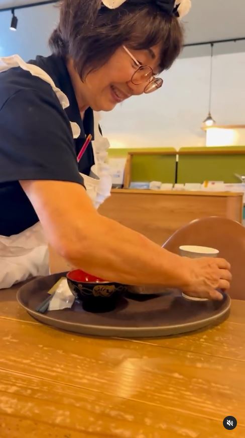 《九龍城寨之圍城》日本上映後一戲中名物爆紅 餐廳推同款餐飲 網民：要開門前排隊 